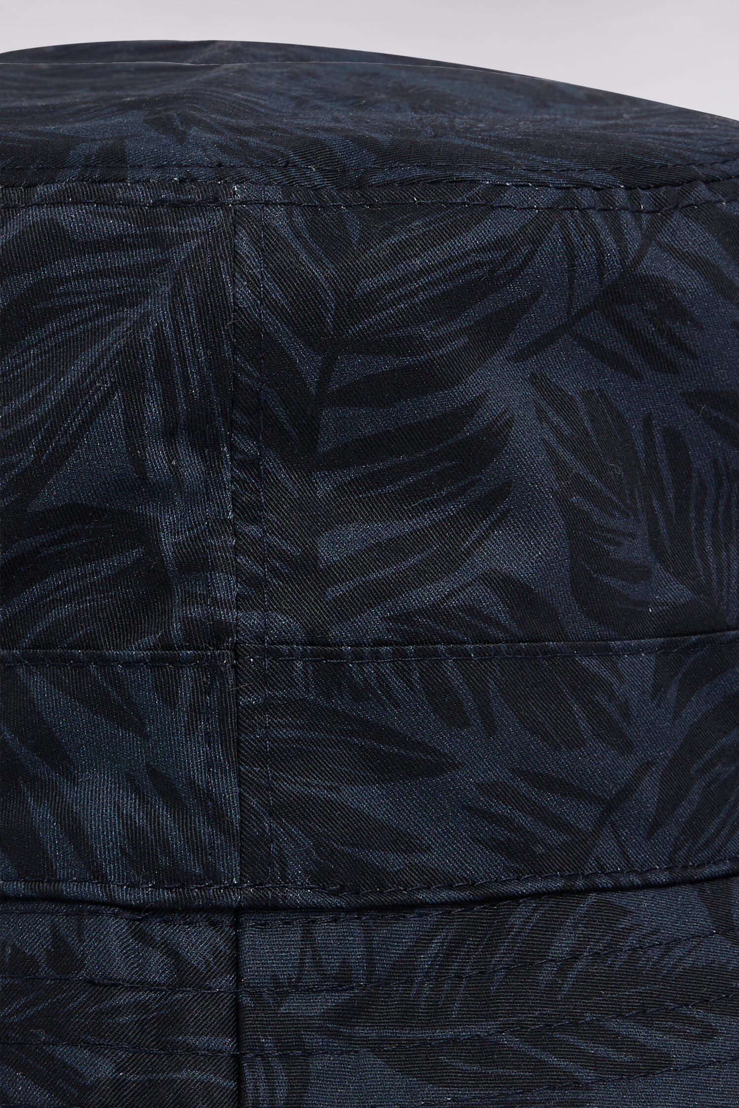 EDEN PARK - REVERSIBLE BUCKET HAT - Image 2